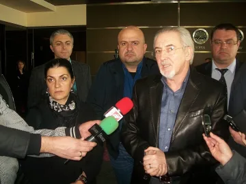 Местан: Северозападът излиза от черната дупка след 7 г.