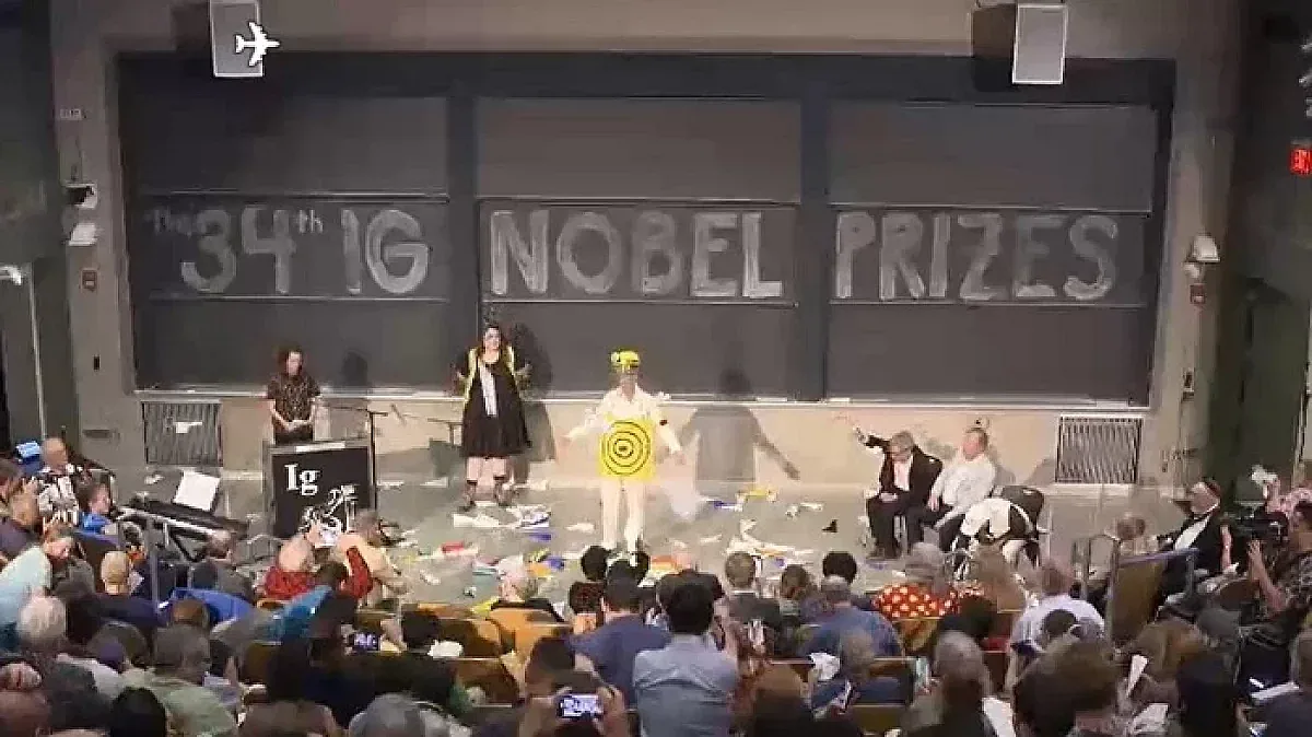 Кой взе Антинобеловата награда