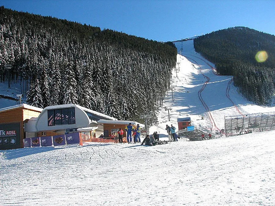 Над 40 хотела в Банско затварят през лятото