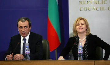 Орешарски: Нагнетената нестабилност разколебава бизнеса 