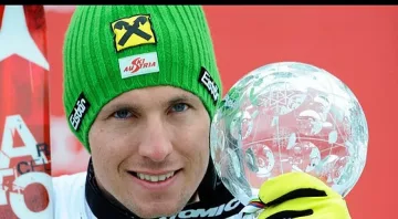 Хиршер с големия кристален глобус