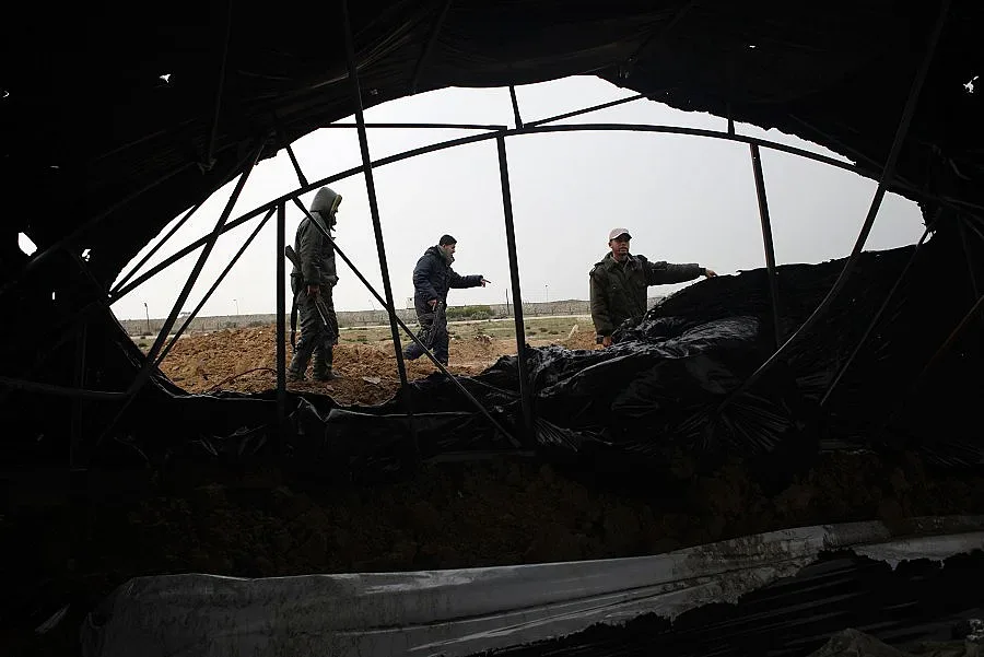 Въоръжен застреля шестима военни край Кайро