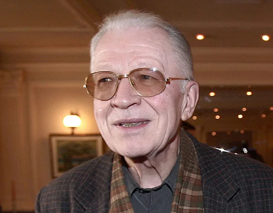 Посланици и министри говорят щуротии