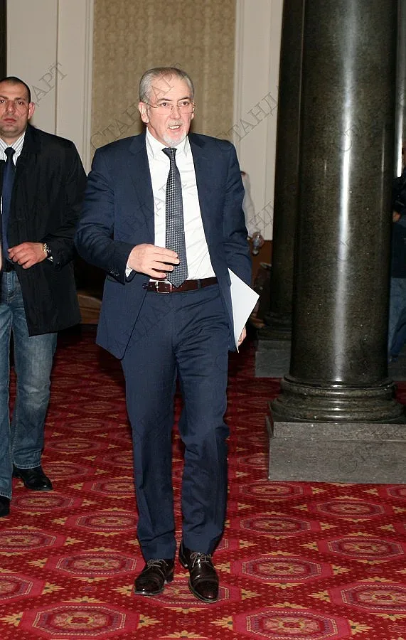 Местан: Категорично стоим зад Йовчев