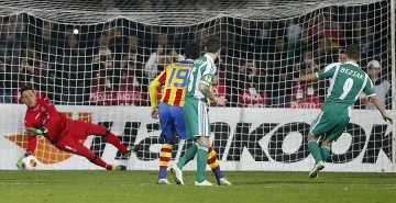 Валенсия надви Лудогорец в мач с дузпа и 2 червени картона