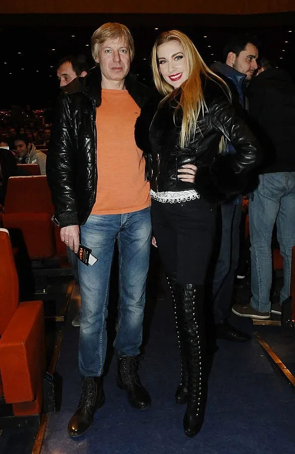 Брокер с корона в АБВ