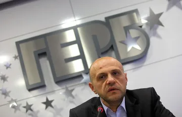 Специалист по всичко