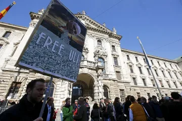 3 години и половина за шефа на Байерн