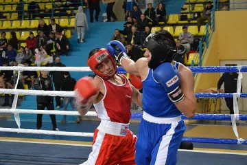 Атрактивен бокс напълни зала „Скаптопара”