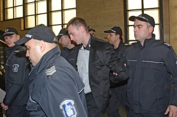 Пуснаха Октай Енимехмедов под домашен арест