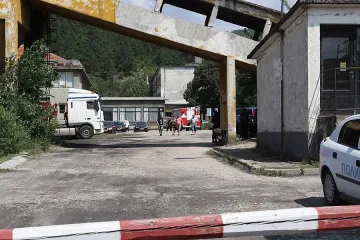 Рудникът, погребал 4 миньори, отърва глоба от 5000 лв.