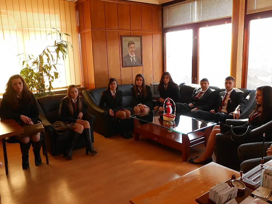 Ученици бяха кметове за ден в Пиринско