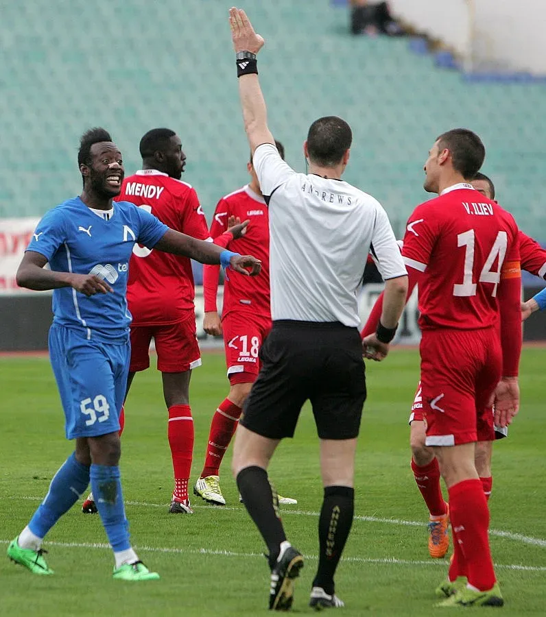 ЦСКА остана без осем за дербито