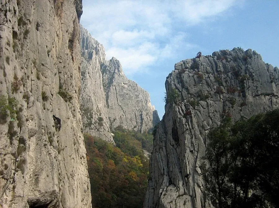 Алпинисти от цял свят атакуват врачанските скали