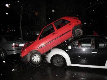 „Фолксваген” паркира под „Форд”