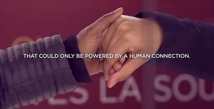 ВИДЕО: Спирки дават топлина срещу човешка топлота