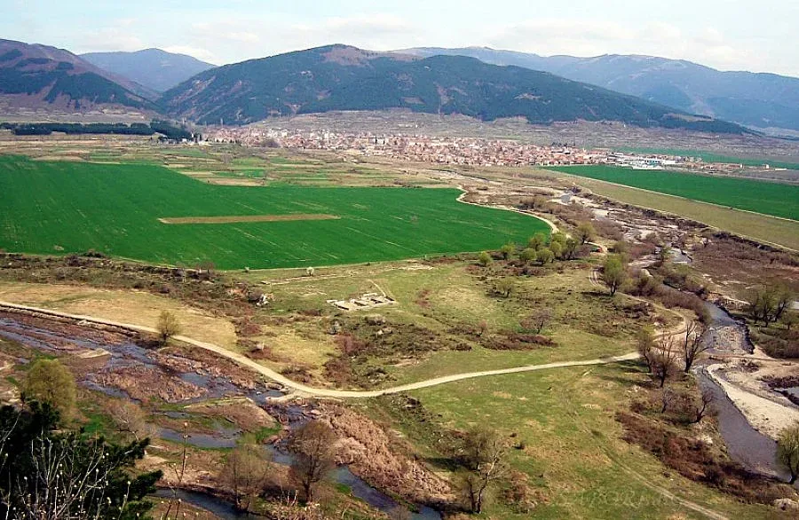 Ревнивка топи любимия, кътал незаконни пушкала