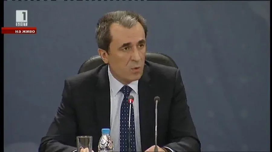 Орешарски: Рискът е, дали гражданите ще изчакат резултат