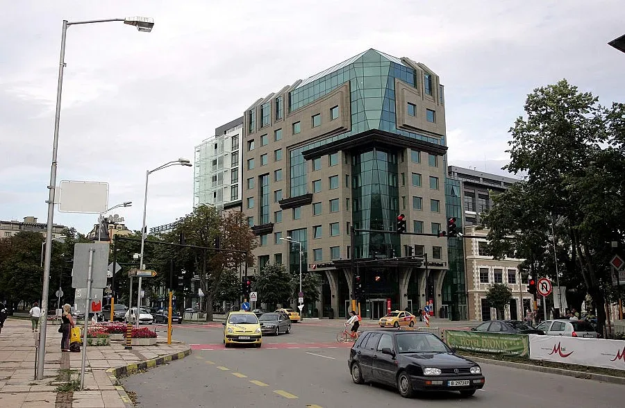 Пазарът на имоти замръзна заради кризата в Киев