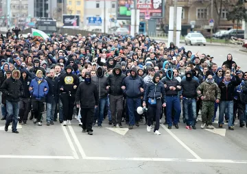 Засилено полицейско присъствие около Националния стадион