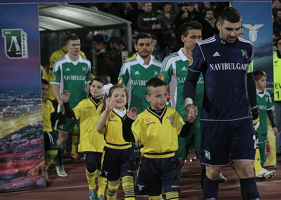 "Лудогорец" засенчи вечното дерби