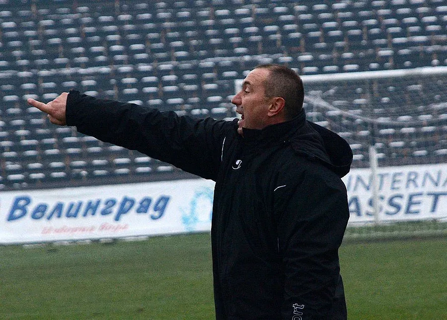 Мъри иска мъст срещу "Локо"