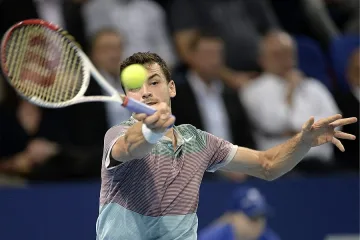 СНИМКИ: Гришо тренира с Роджър Федерер