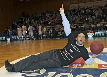 Тити Папазов подаде оставка като треньор на националния 