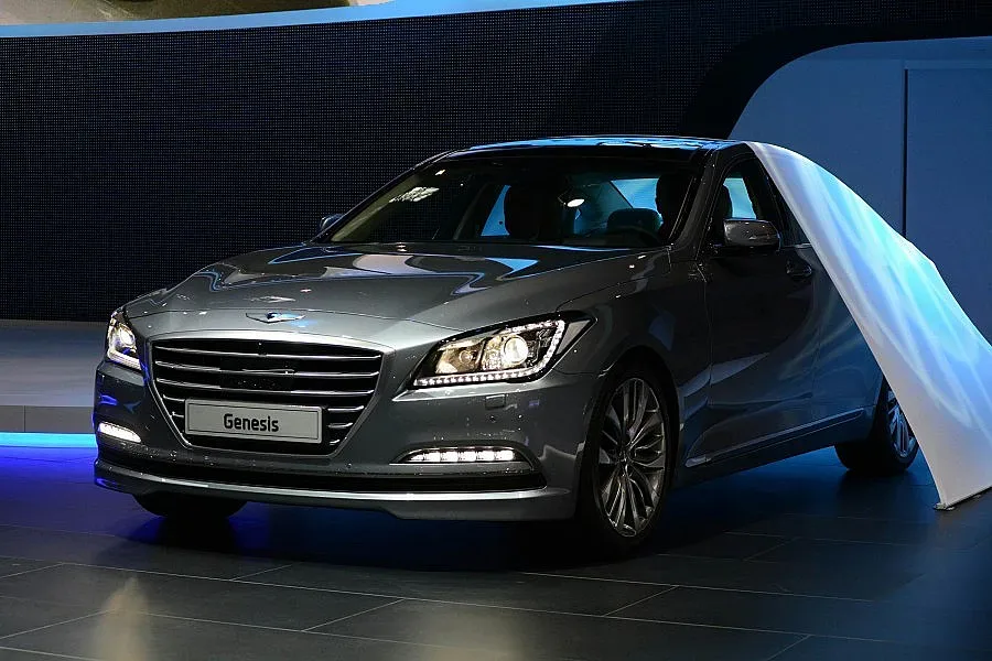 Hyundai представи ново поколение Genesis