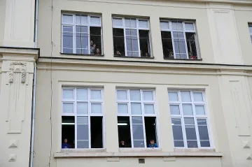 Тука има, тука нема в училището