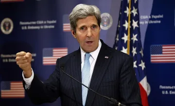 Кери: Ще стоим рамо до рамо с украинския народ