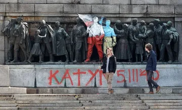 Софийски паметник осъмна със спомен за Катинското клане