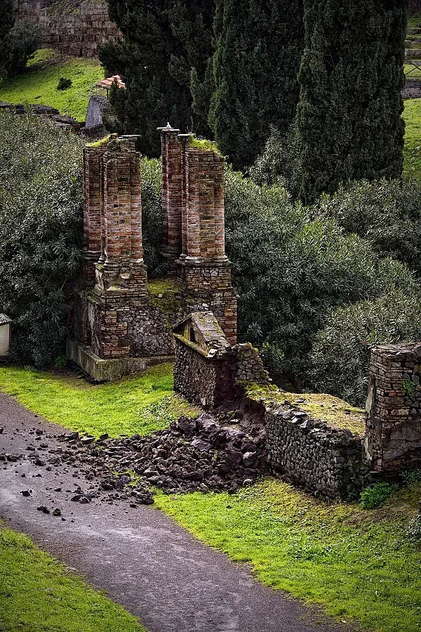 Италия гласува спешни мерки за спасението на Помпей