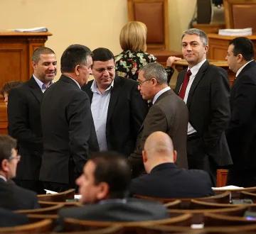 Фалстарт на дебатите за референдум