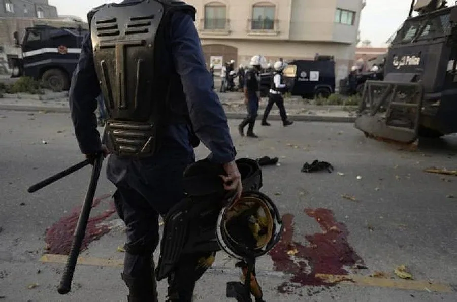 Взрив в Бахрейн уби 3-ма полицаи при протест