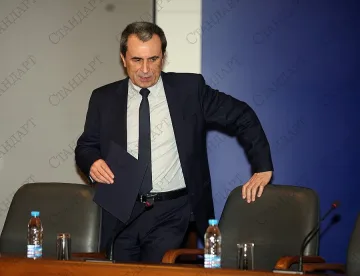Орешарски свиква Съвета по сигурността 