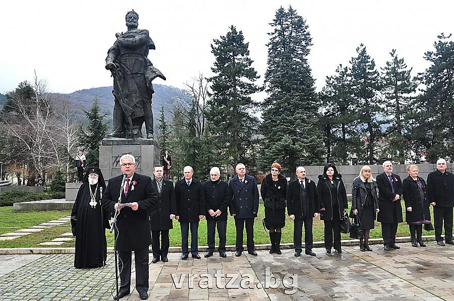 Тръбачът Петлак откри тържествата във Враца