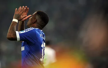 Оплюха звездата на "Шалке" заради усмивка