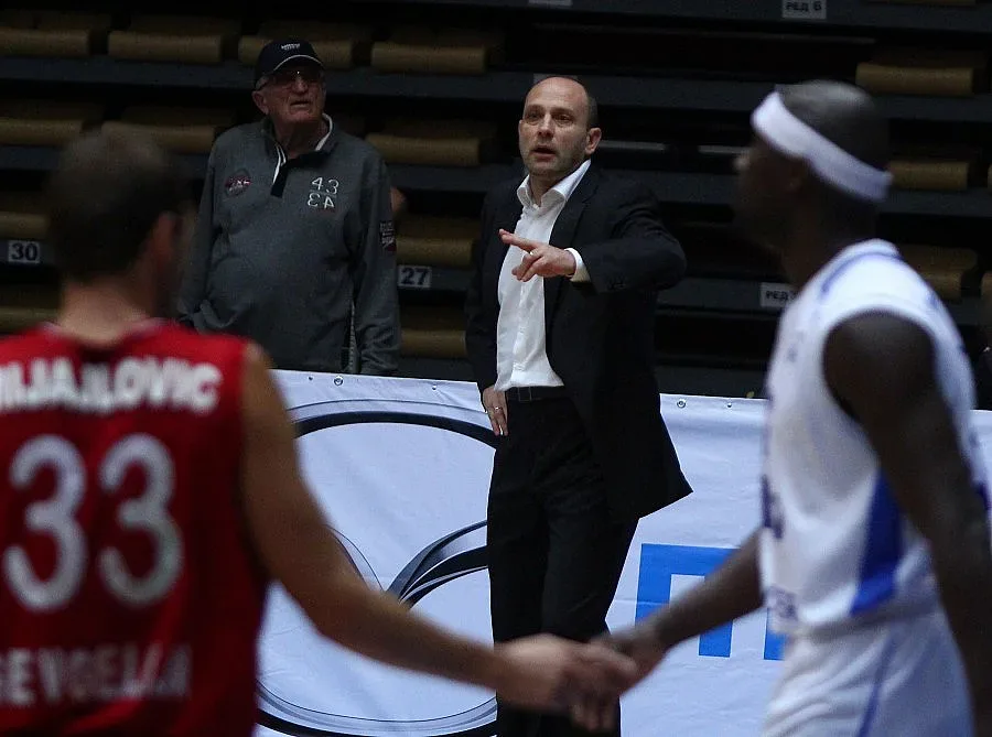 Тити наби шеф на "Рилецо"