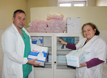  Изселници от Ардинско направиха дарение на болницата 