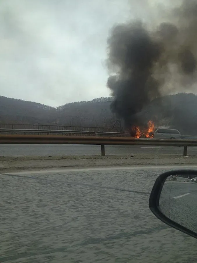 Кола горя на магистрала "Хемус"