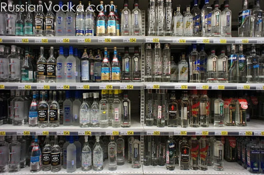 Русия вдига цената на водката