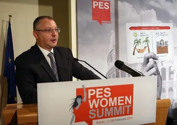 Сергей праща 30 000 да агитират за Шулц