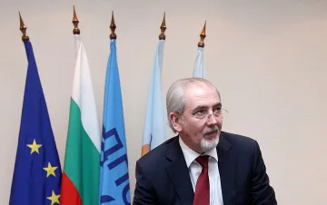 Местан не очаква предсрочни избори