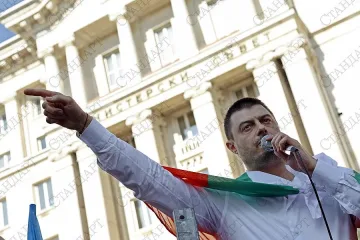 „Чисти ръце" обедини Николай Бареков и Любен Дилов-син