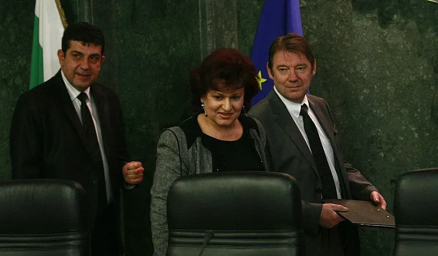 Разкриха данъчни измами за 30 млн. лв. при спецоперация