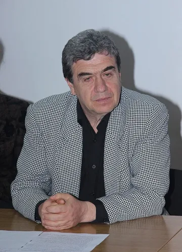 Кадър на НАТО и Москва стана губернатор на Монтана