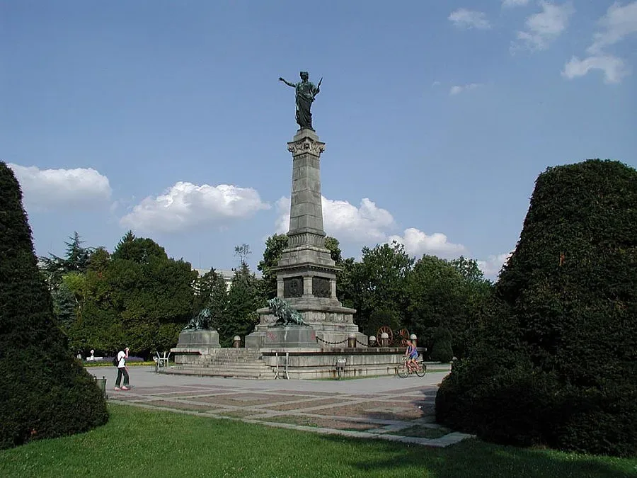 Чужденци от 56 държави плащат данъци в Русе