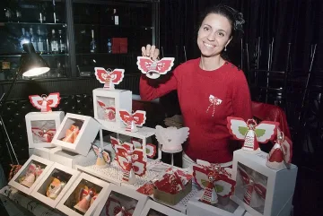 Ангел сменя Баба Марта