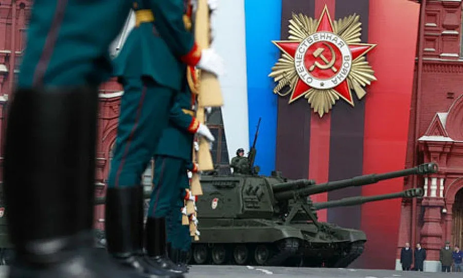 Путин раздрънка оръжие по границата